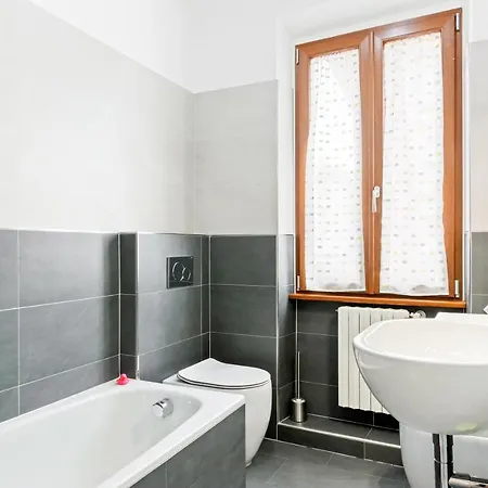 Apartment Piazza Alberti With Terrace