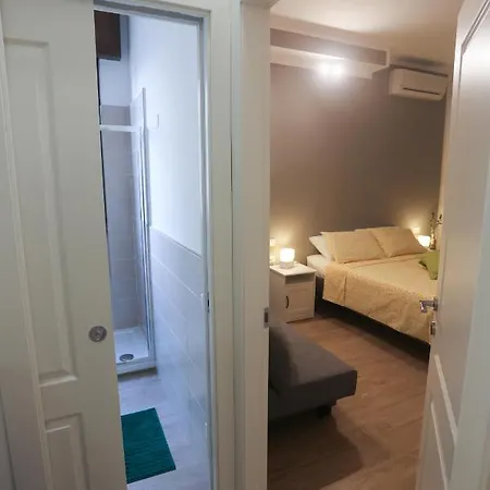 Residenza Leone Bed & Breakfast Florence