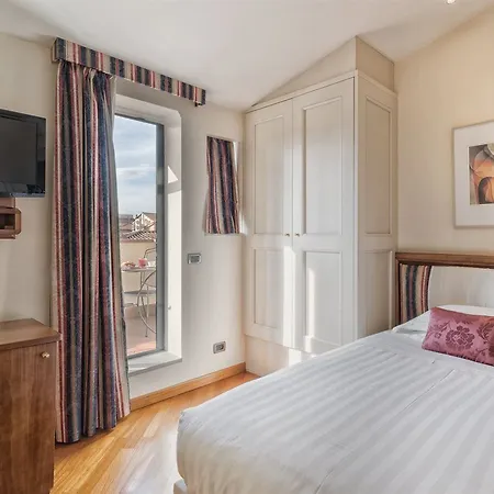 Laurus Al Duomo Hotel 4*