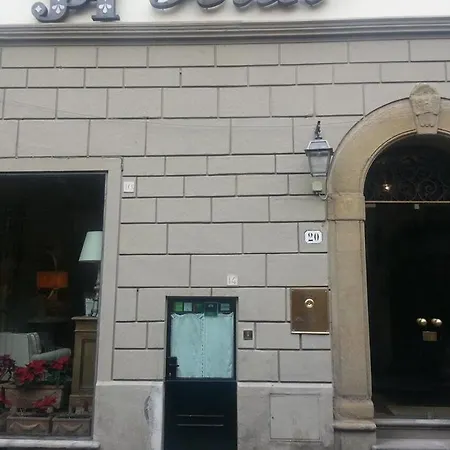 J And J 4* Florencia