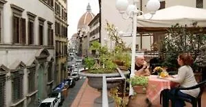 Balcony מלון 3*