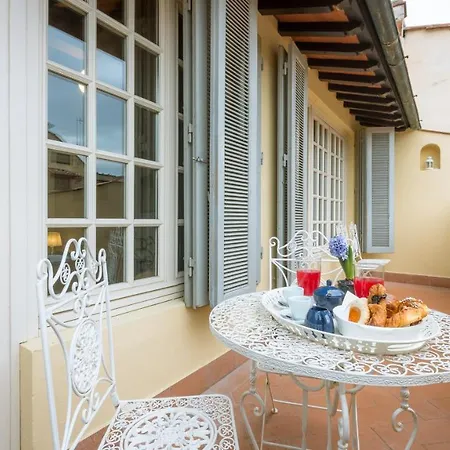Al Campanile Apartment *