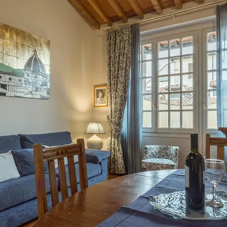 Al Campanile Apartment *