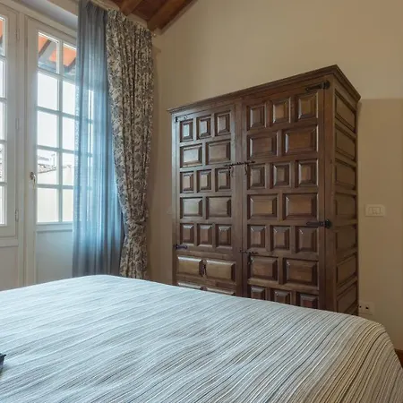 Al Campanile Apartment *