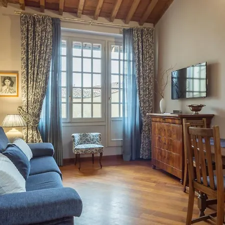 Al Campanile Apartment