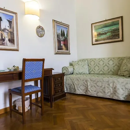 Antica Torre Alojamento de Acomodação e Pequeno-almoço Florença