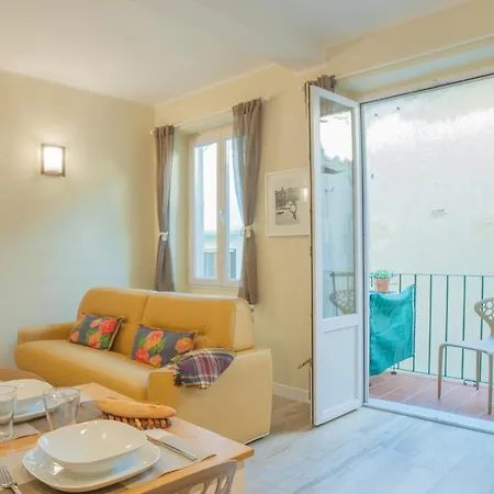Neruda Apartment *