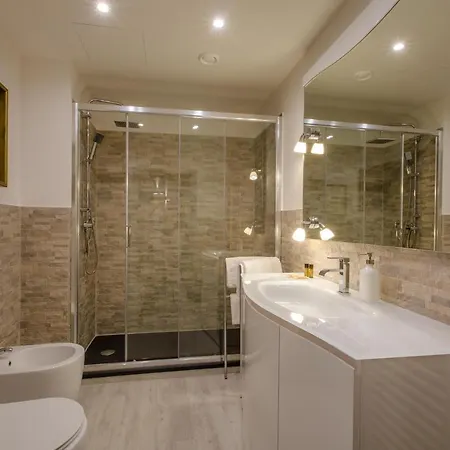 Apartment Elegant & Stylish Center