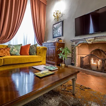 Palazzo Bianca Cappello Residenza D'epoca Florence