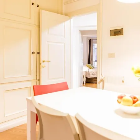 Ponte Vecchio 3 Bedroom Florence
