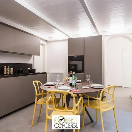 Ground Floor With Patio-ghibellina 65 Firenze