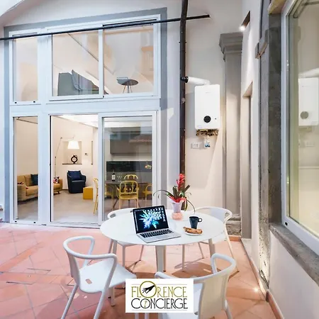 Ground Floor With Patio-ghibellina 65 *