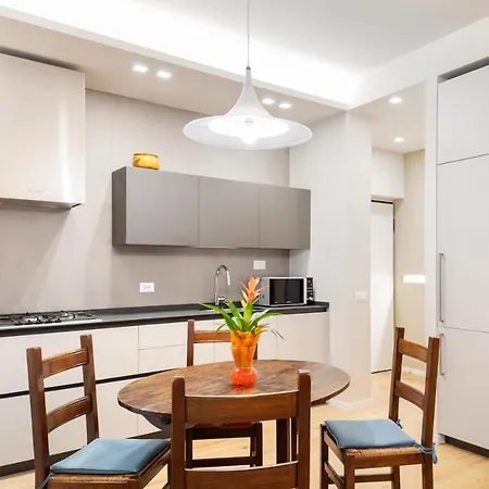Giovanni Angelico Wood And Design Apartment Florence