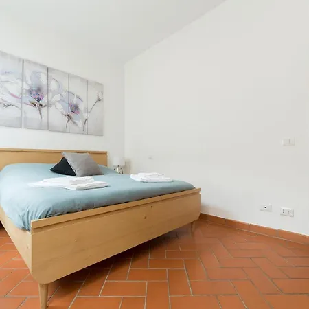 Apartment Santa Maria Novella 6 Sleeps Near The Station Florence