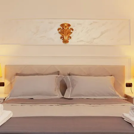 Ponte Vecchio Luxury Penthouse Florence