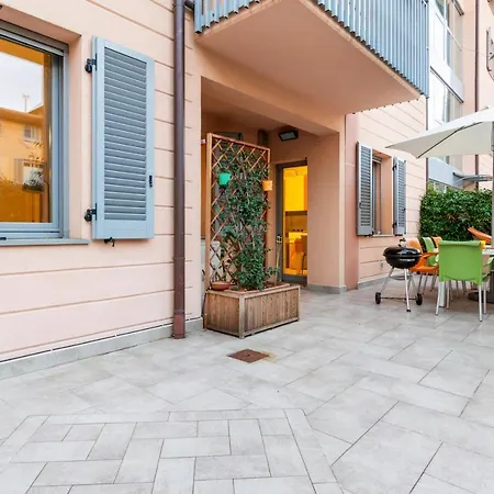 Colorful Boccaccio Apartment Florence