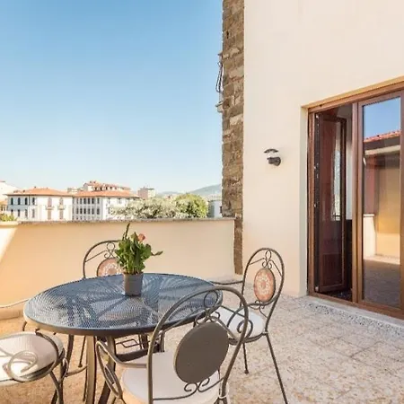 Kate In Centro 3 Da Letto 3 Bagni Apartment Florenz