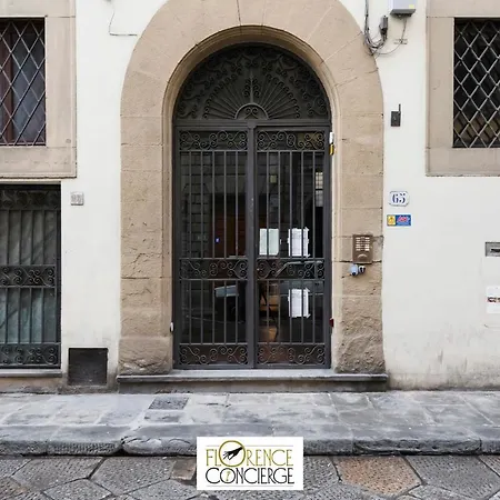Ground Floor With Patio-ghibellina 65 Florence