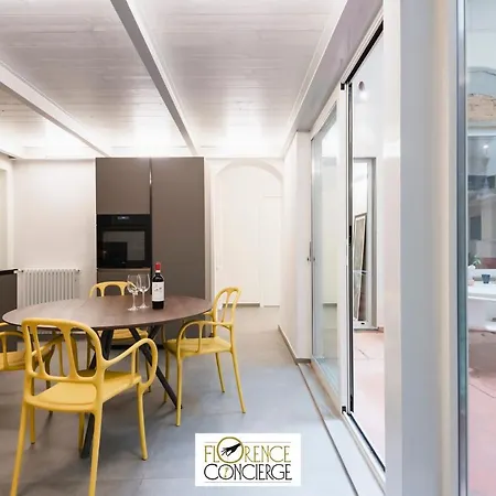 Ground Floor With Patio-ghibellina 65 * Florence