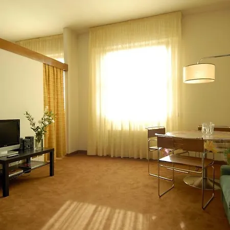 Aparthotel Porta Al Prato 4*