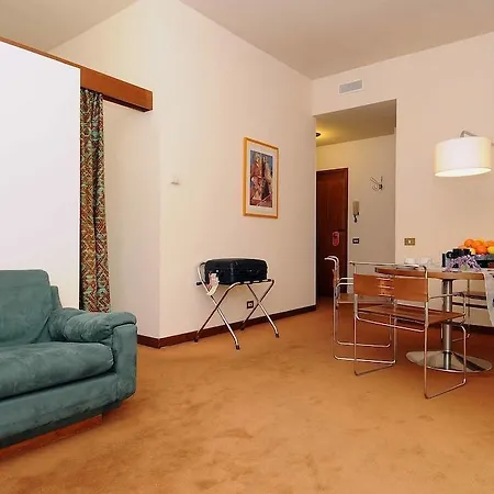Porta Al Prato Aparthotel Firenze