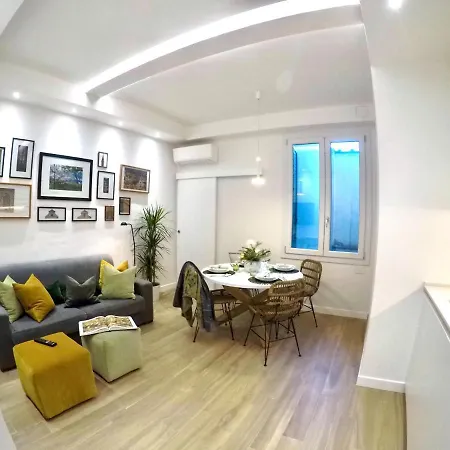 Nr8 - Santa Croce Apartment *