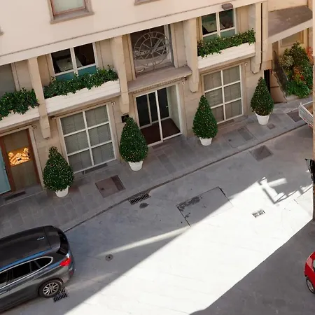 Ponte Vecchio Luxury Penthouse Apartment