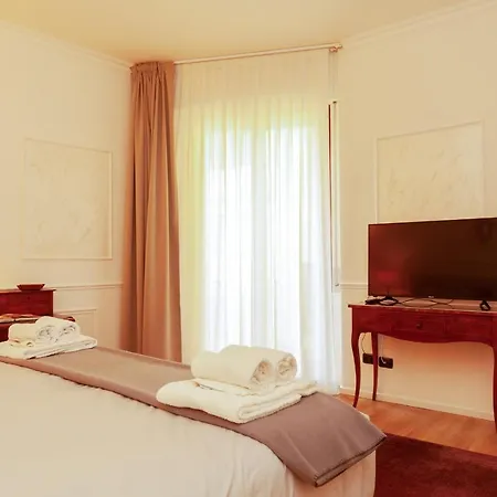 Apartment Ponte Vecchio Luxury Penthouse