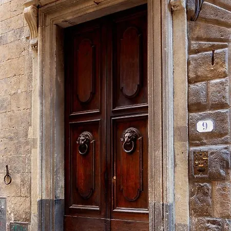 Ponte Vecchio Luxury Penthouse Apartment Florence