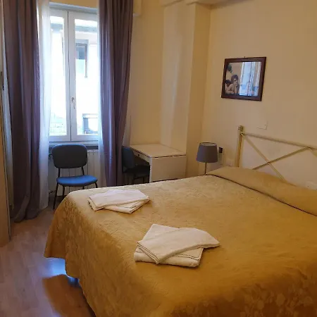 Por Santa Maria Hotel Firenze