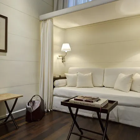 Gallery Art - Lungarno Collection 4* Firenze