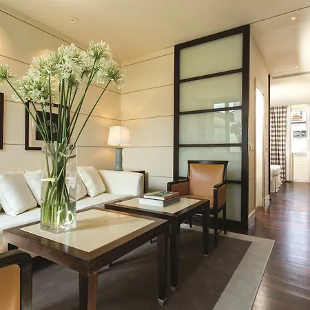 Gallery Art - Lungarno Collection Hotel
