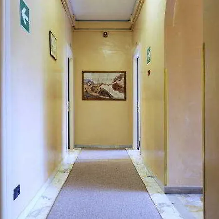 Careggi Hotel 3*