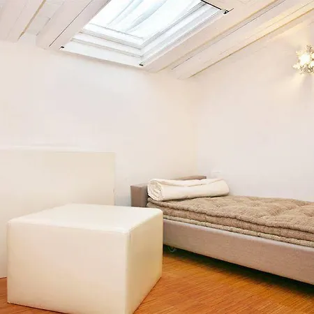 Florent Apartment