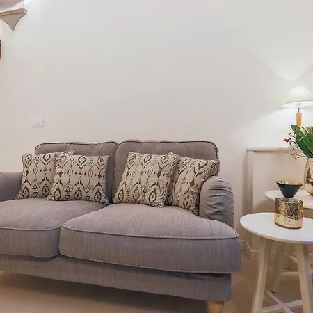 Duomo Romantic Nest Apartment *