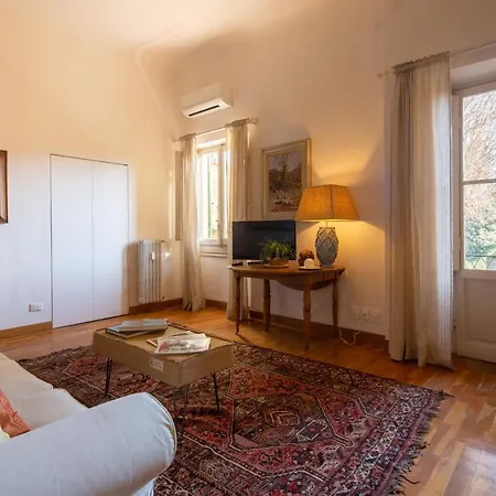 Capponi Palace Apartment *