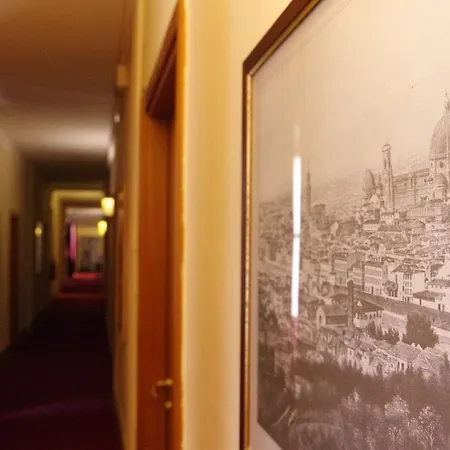 Hotel Savonarola 2*