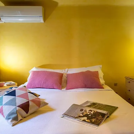 Borgo San Lorenzo Attico Duomo Apartment Florenz