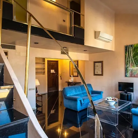 Borgo San Lorenzo Attico Duomo Apartment *