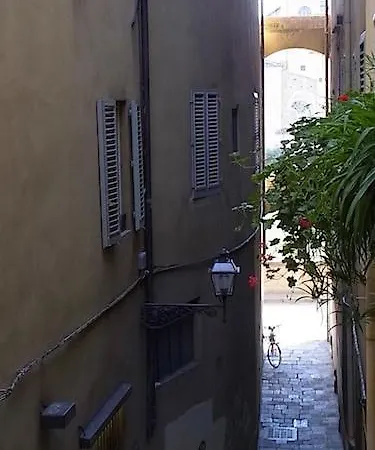 Cestelli Hotel *