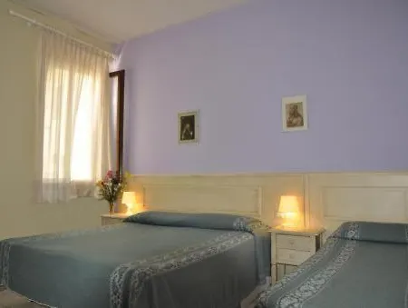 Hotel Regina *