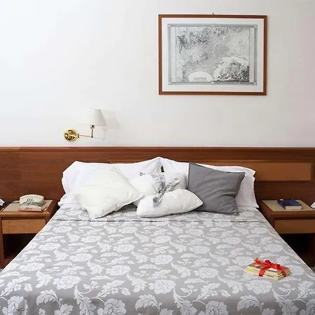 Bonifacio 3* Florença