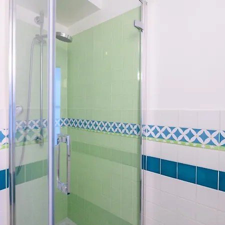- San Lorenzo Market Apartment