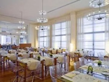 Hilton Garden Novoli Hotel 4*