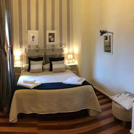 Aura House