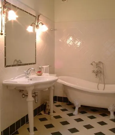 Michelangiolo Aparthotel