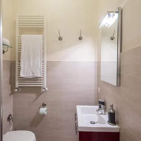 Apartment Design Florence- City Center Florence