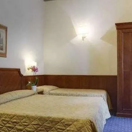 Arizona Hotel