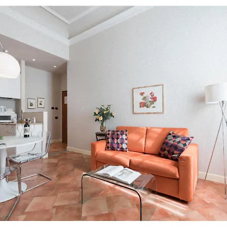 Palazzo Alfani - Residenza D'epoca 3*