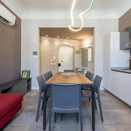 Apartment Magenta Luxury *
